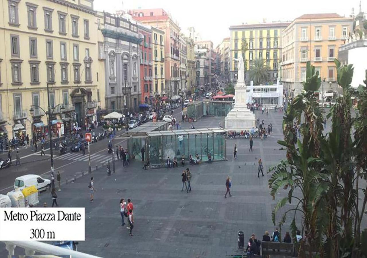 Santa Chiara Apartment Naples Exterior photo